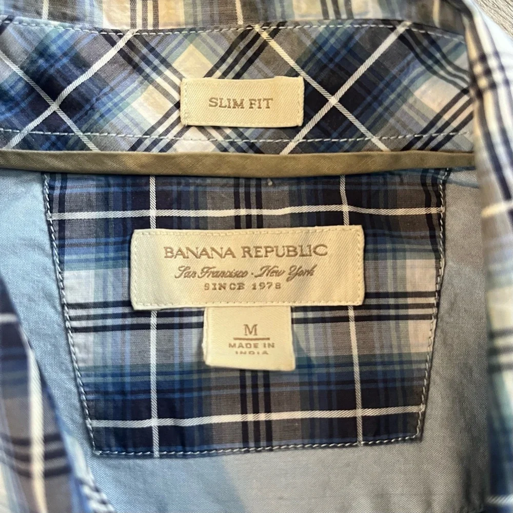 Banana Republic snap down